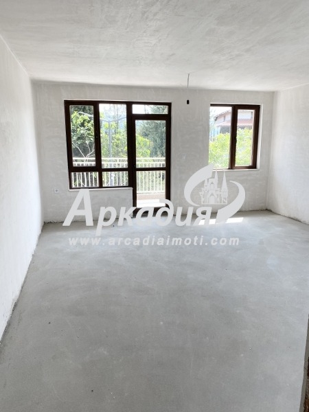 À venda  2 quartos Plovdiv , Ostromila , 118 m² | 13377606 - imagem [2]