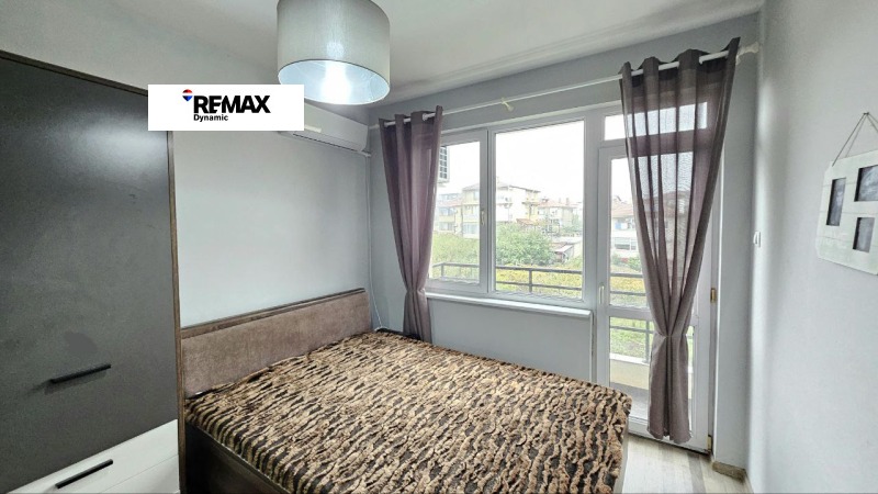 Продава 3-СТАЕН, гр. Бургас, Сарафово, снимка 9 - Апартаменти - 52360612