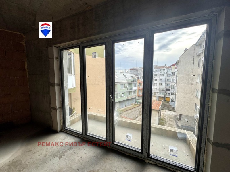 Продава 3-СТАЕН, гр. Русе, Център, снимка 4 - Апартаменти - 52550352