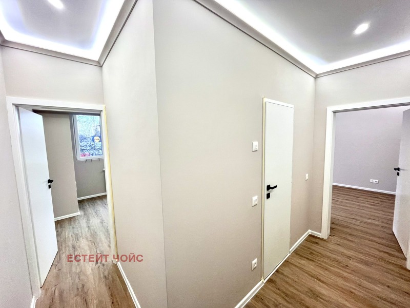 Продава 3-СТАЕН, гр. София, Свобода, снимка 2 - Апартаменти - 53007860