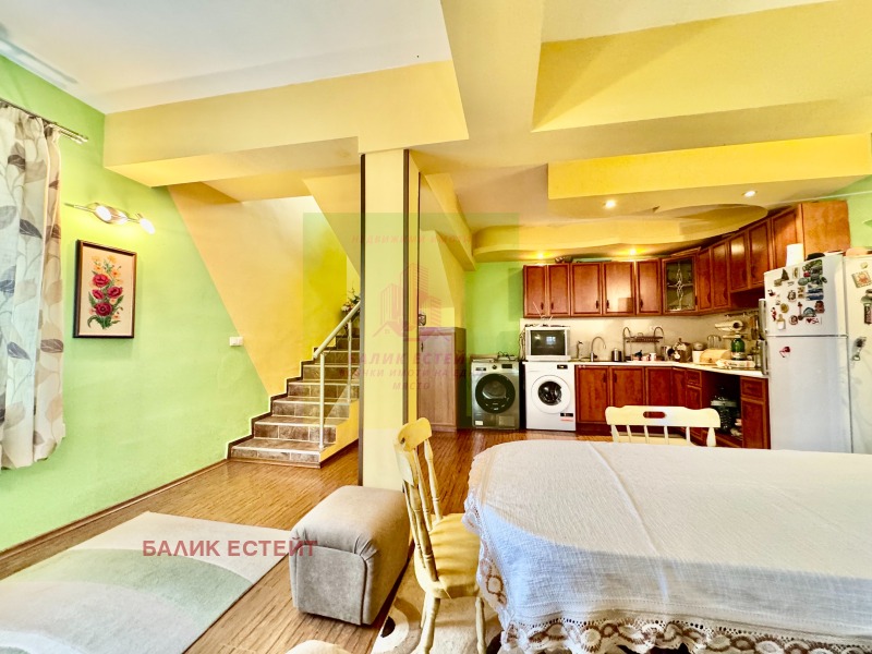 Продава КЪЩА, гр. Добрич, Христо Ботев, снимка 4 - Къщи - 52885463