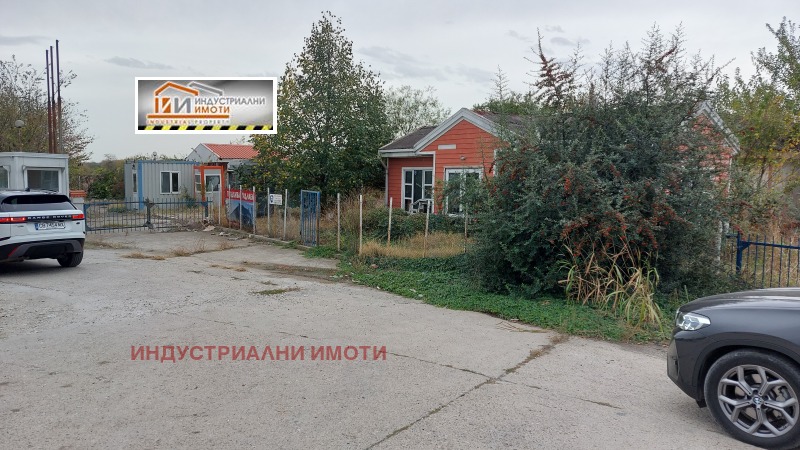 Продава ПАРЦЕЛ, гр. Пловдив, Индустриална зона - Изток, снимка 2 - Парцели - 42972859