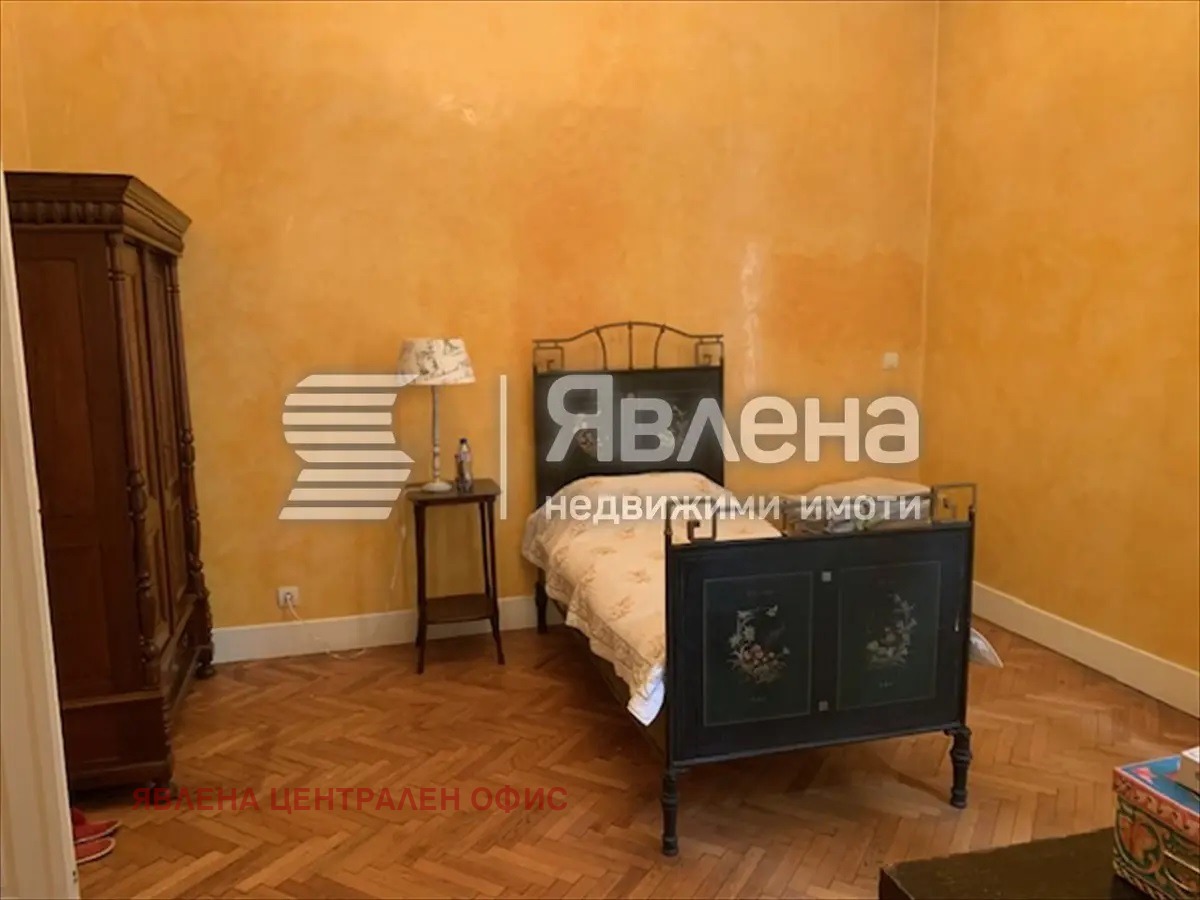 Продава 3-СТАЕН, гр. София, Център, снимка 8 - Апартаменти - 56251055