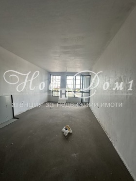 Продава 2-стаен град Пловдив Тракия - [1] 