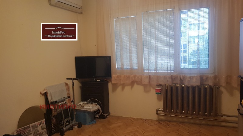 Te koop  1 slaapkamer Sofia , Borovo , 65 m² | 25653735
