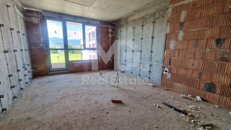 Продава  2-стаен град Пловдив , Остромила , 58 кв.м | 54097006 - изображение [2]