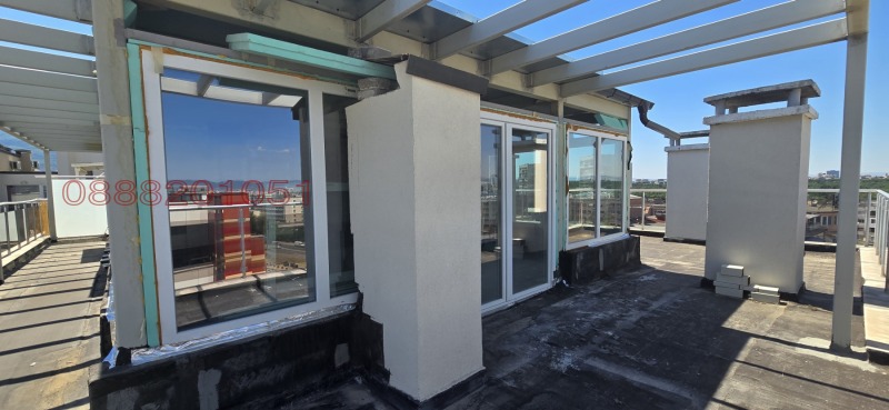 À venda  Mais de 3 quartos Sofia , Studentski grad , 250 m² | 70651033