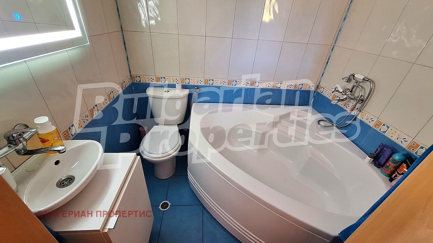 Продава КЪЩА, с. Топола, област Добрич, снимка 17 - Къщи - 54885018