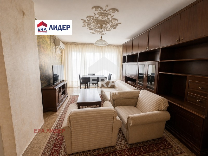 Продава 4-СТАЕН, гр. Русе, Родина 1, снимка 2 - Апартаменти - 55896344