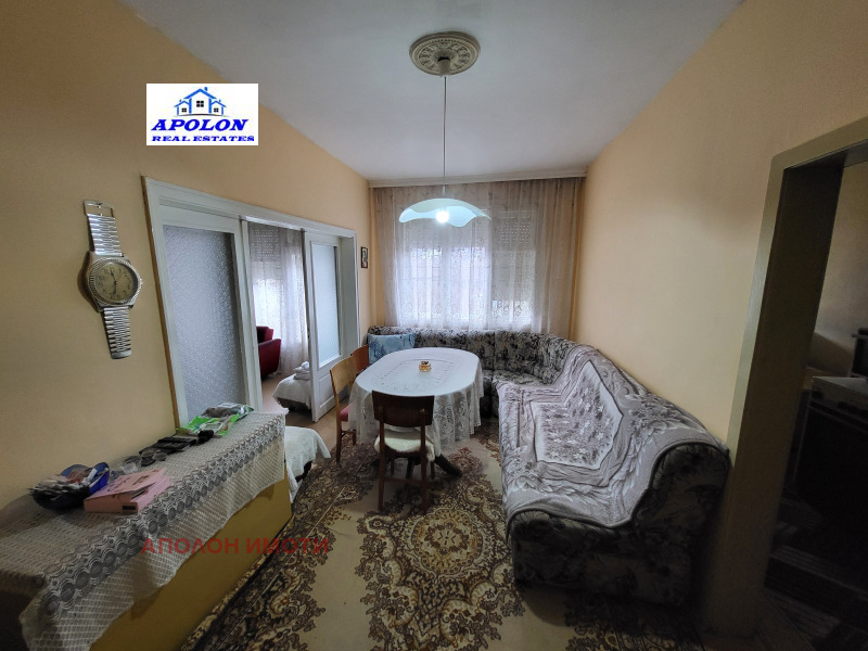 Продава МНОГОСТАЕН, гр. Пещера, област Пазарджик, снимка 4 - Апартаменти - 53087024