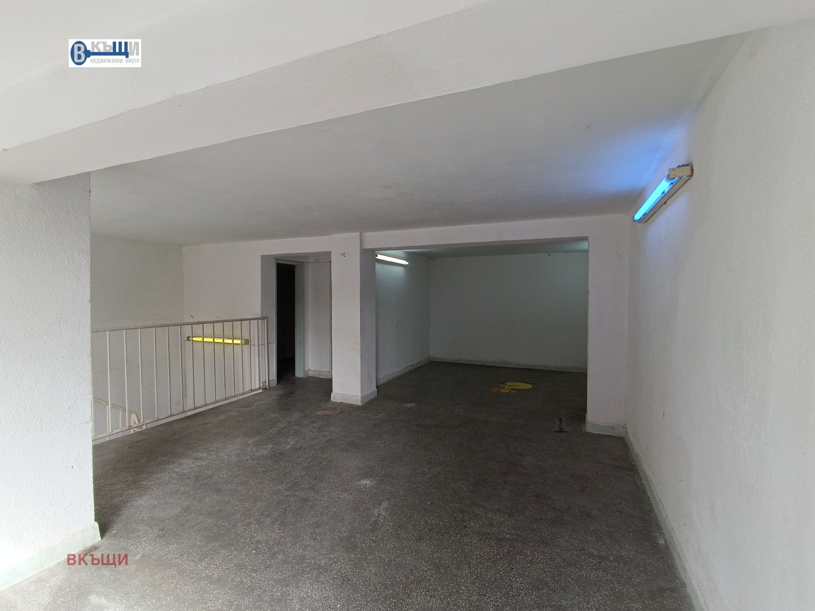 Продава МАГАЗИН, гр. Велико Търново, Център, снимка 8 - Магазини - 54201422