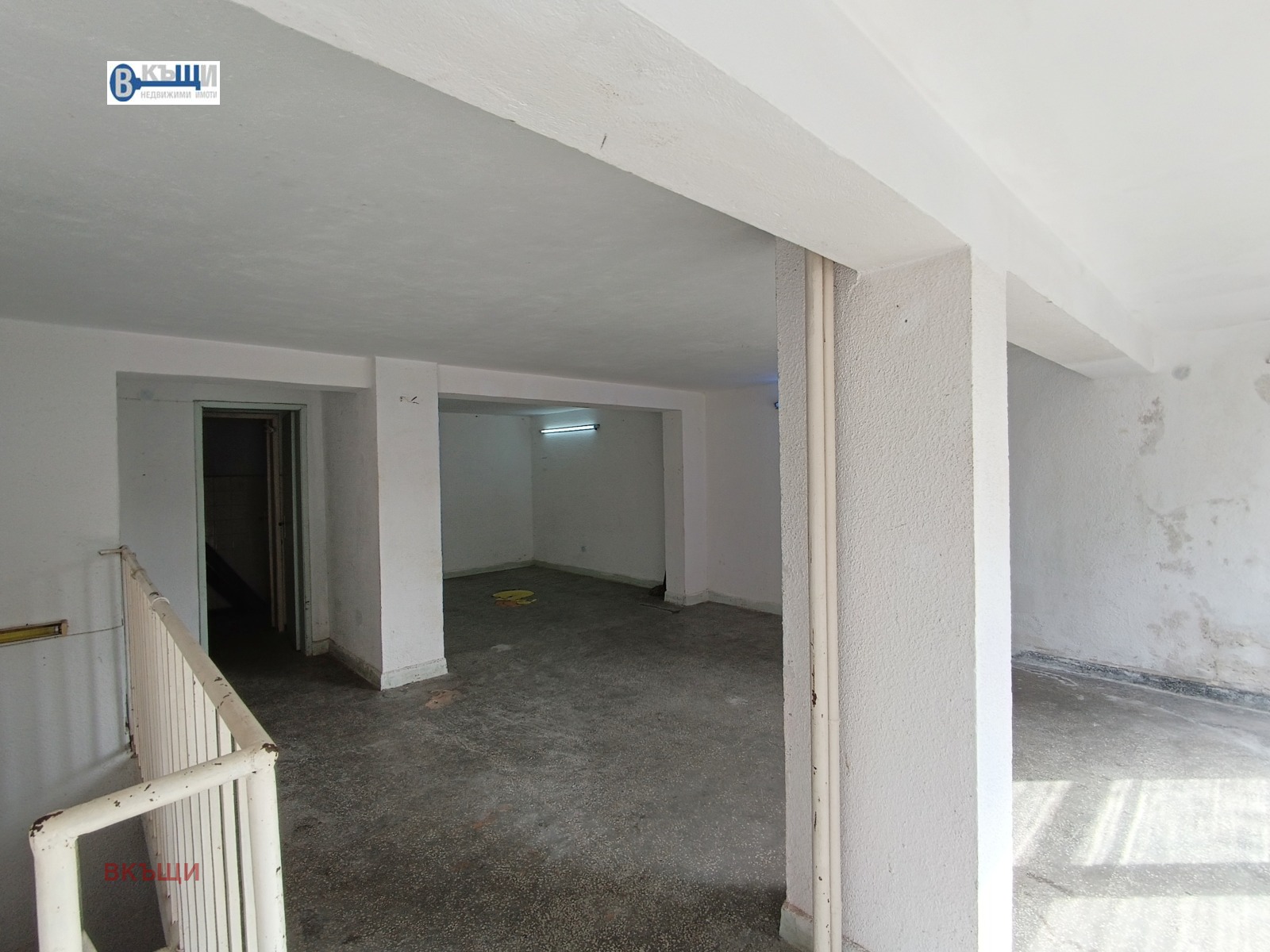 Продава МАГАЗИН, гр. Велико Търново, Център, снимка 7 - Магазини - 54201422