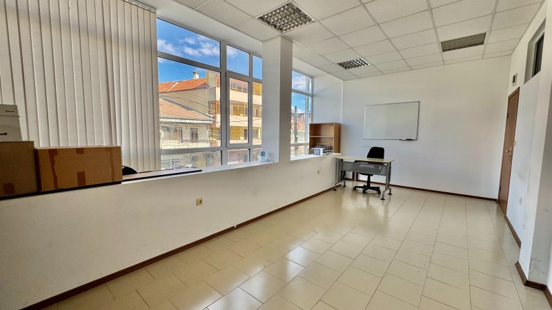 Продава ОФИС в град Добрич, Център - 53 кв.м / 54 713 € » 107 009.33 лв., БАЛИК ЕСТЕЙТ
