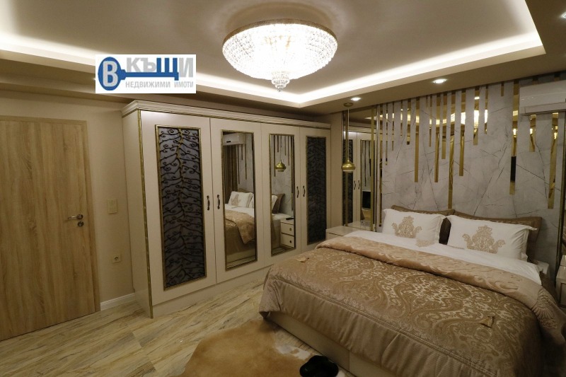 Продава 3-СТАЕН, гр. Велико Търново, Център, снимка 6 - Апартаменти - 53176062