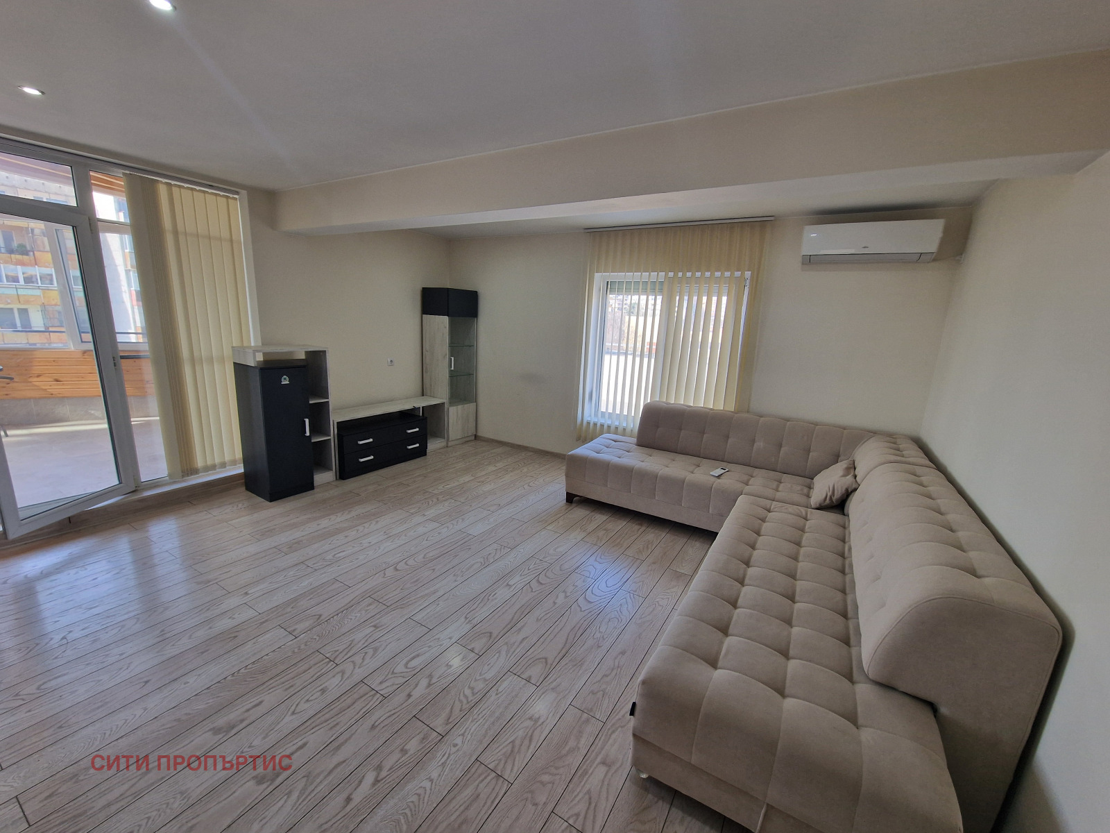 Продава 3-СТАЕН, гр. Благоевград, Еленово 1, снимка 2 - Апартаменти - 53775522