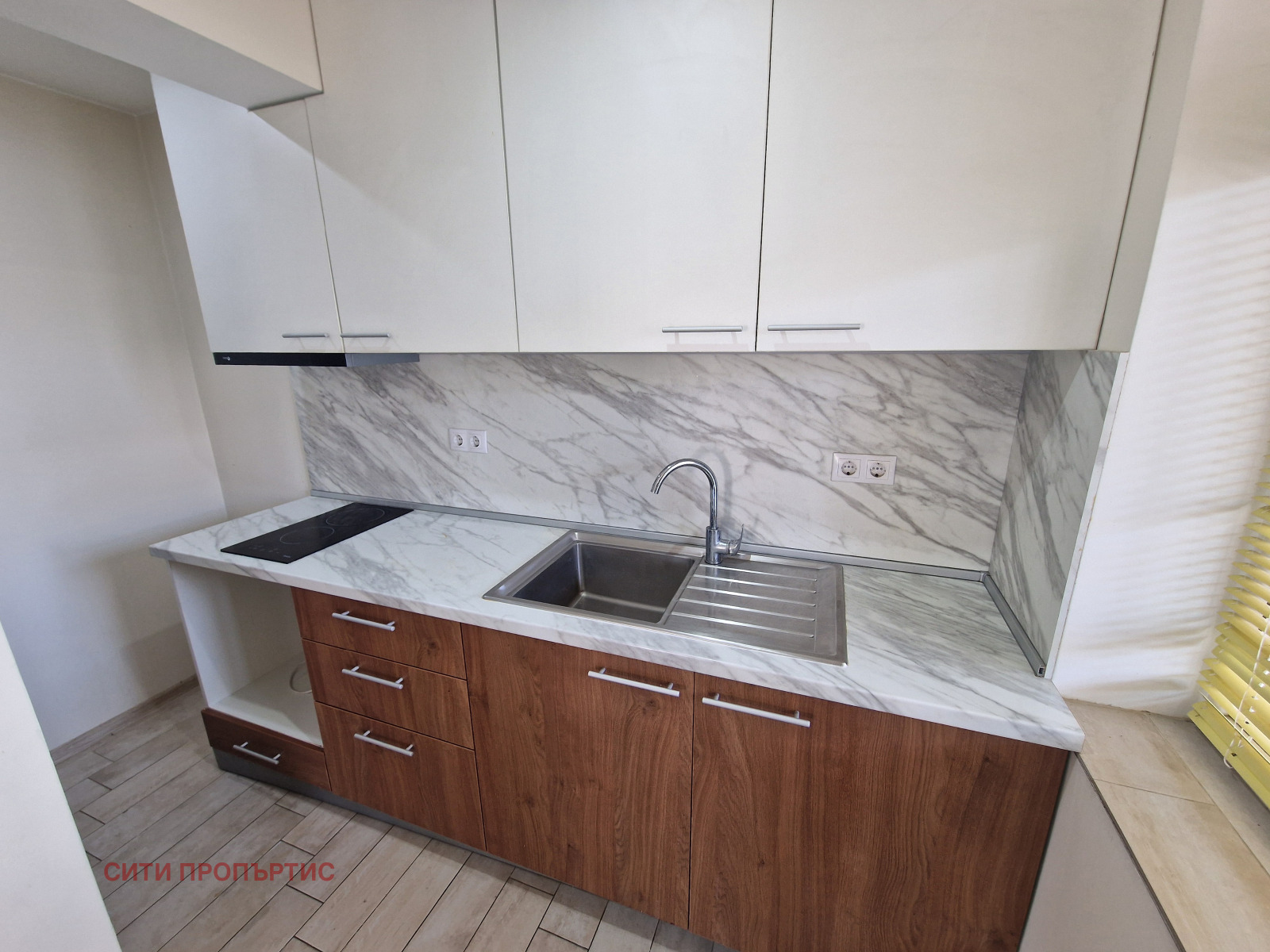 Продава 3-СТАЕН, гр. Благоевград, Еленово 1, снимка 3 - Апартаменти - 53775522