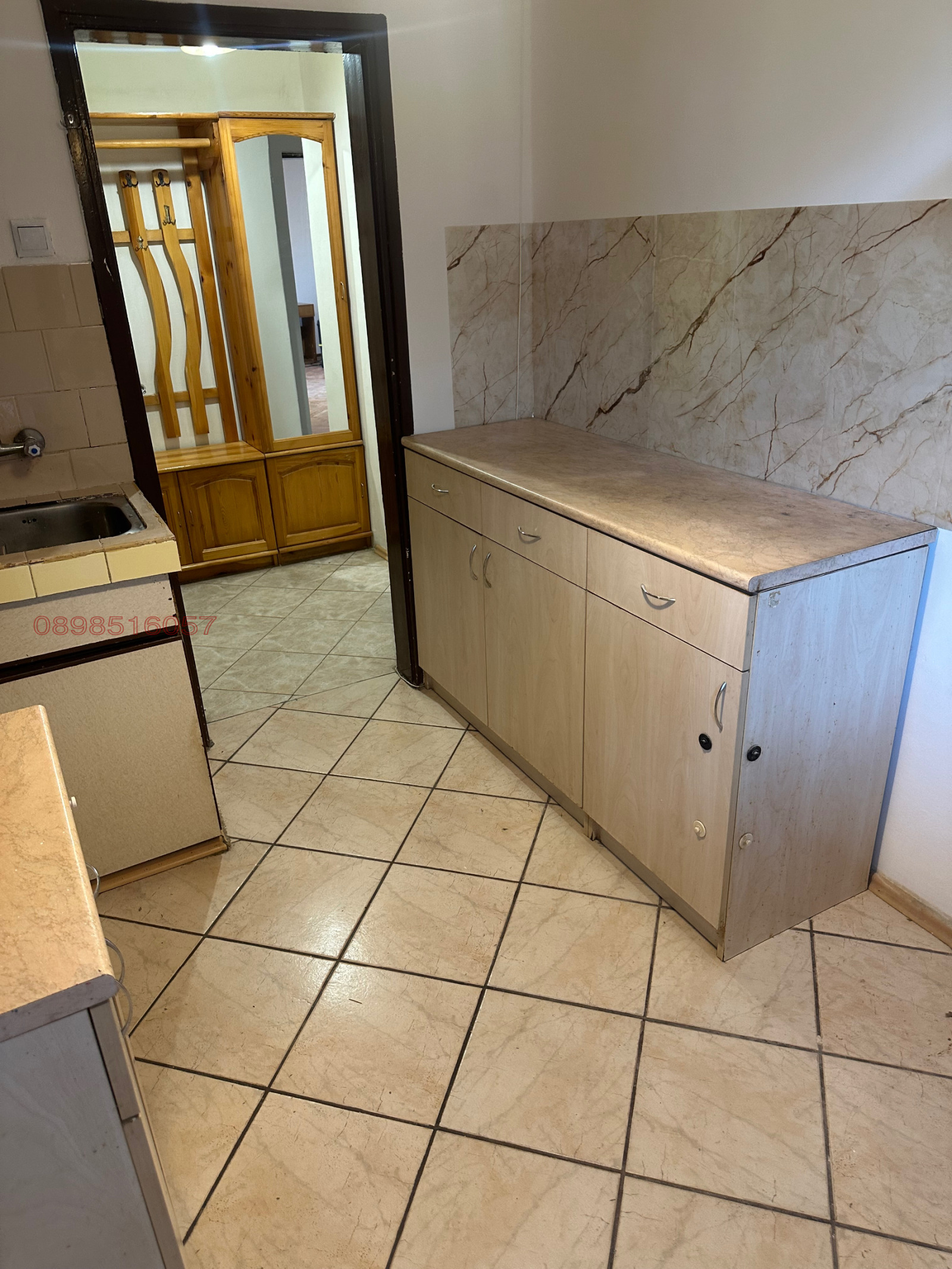 Продава 3-СТАЕН, гр. София, Света Троица, снимка 13 - Апартаменти - 56111196