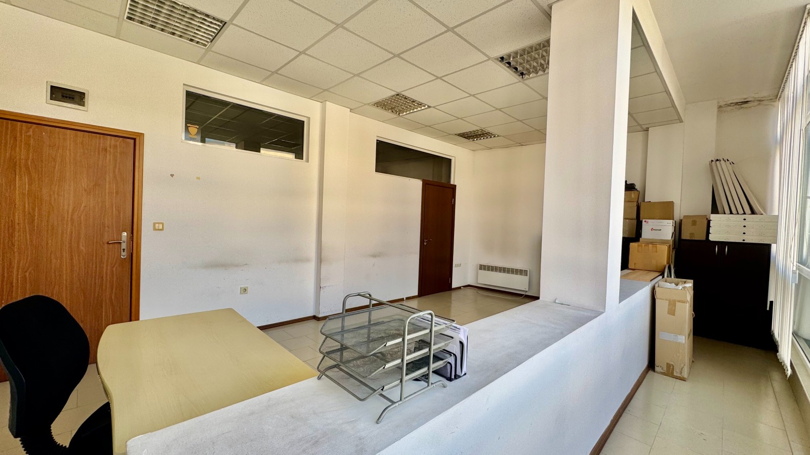 Продава ОФИС, гр. Добрич, Център, снимка 2 - Офиси - 51823600
