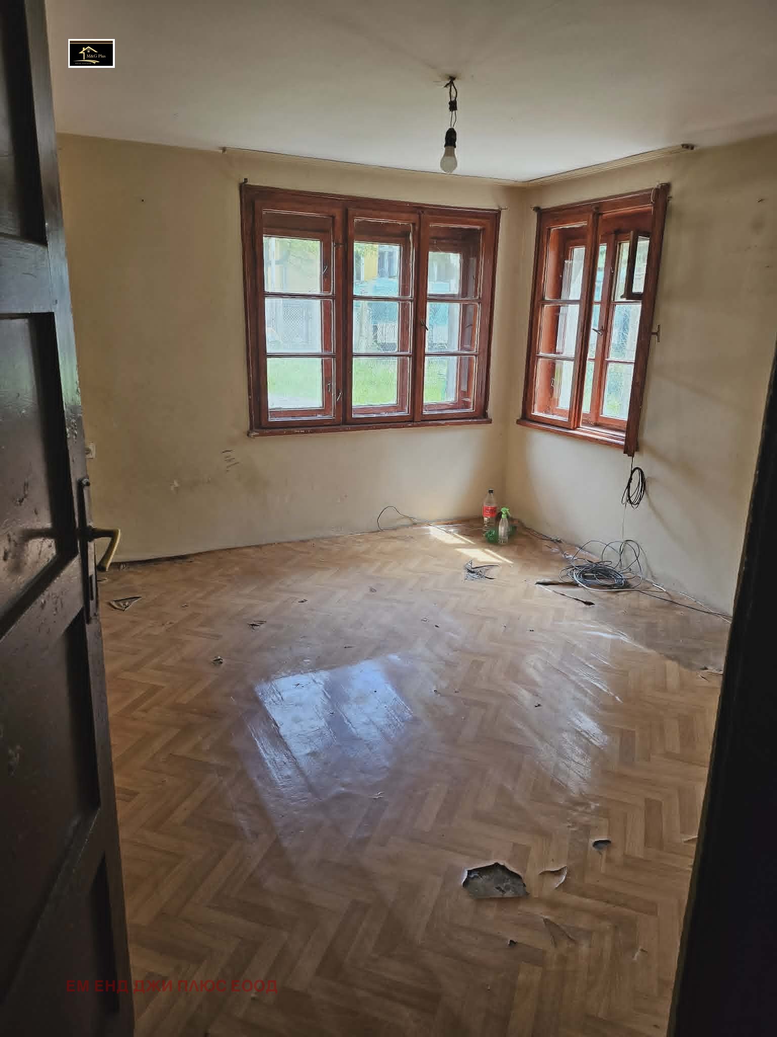 Продава ЕТАЖ ОТ КЪЩА, гр. София, гр. Банкя, снимка 2 - Етаж от къща - 54536347