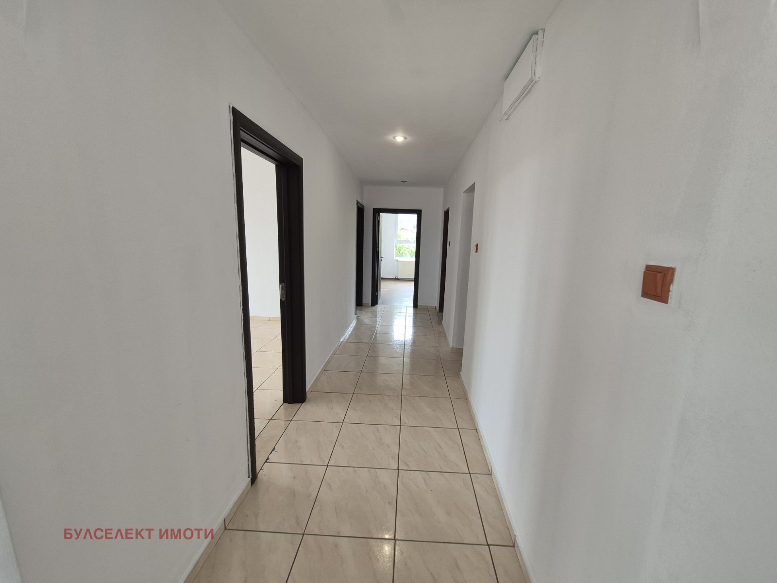 Продава ЕТАЖ ОТ КЪЩА, гр. Сливен, Комлука, снимка 6 - Етаж от къща - 54707506
