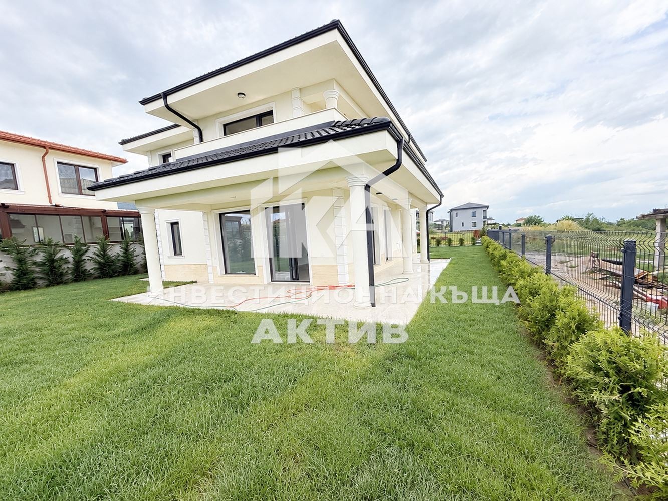 Продава КЪЩА, с. Белащица, област Пловдив, снимка 2 - Къщи - 54829540