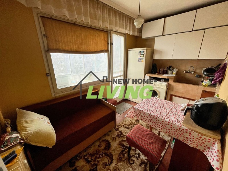 Продава 2-СТАЕН, гр. Бургас, Славейков, снимка 3 - Апартаменти - 52559697