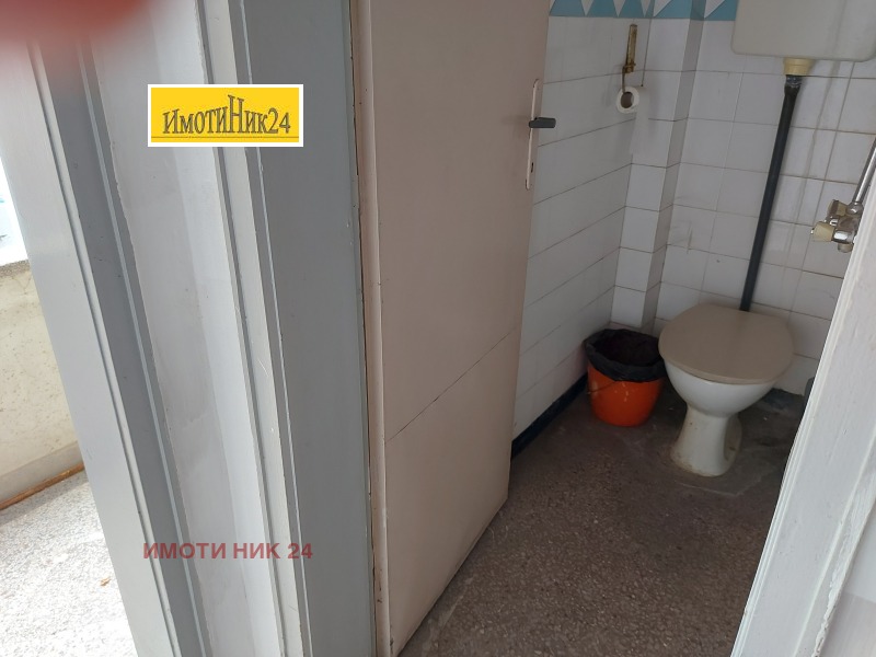 Продава ЕТАЖ ОТ КЪЩА, гр. Пловдив, Център, снимка 5 - Етаж от къща - 53103826