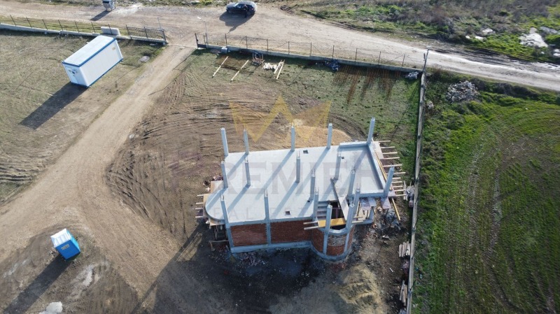 Продава КЪЩА, с. Кичево, област Варна