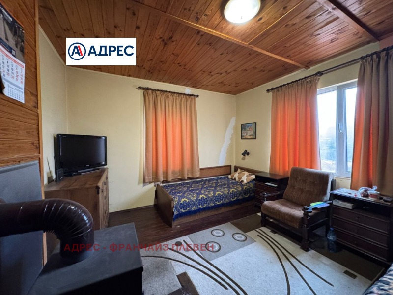 Продава КЪЩА, с. Голец, област Ловеч, снимка 11 - Къщи - 53005569