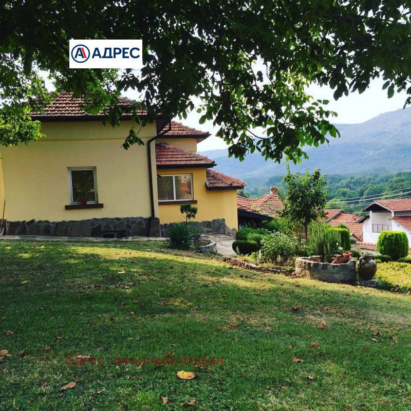 Продава КЪЩА, с. Голец, област Ловеч