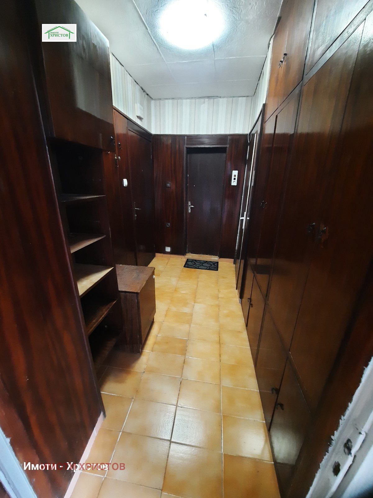 Продава 2-СТАЕН, гр. Шумен, 5-ти полк, снимка 7 - Апартаменти - 54492201