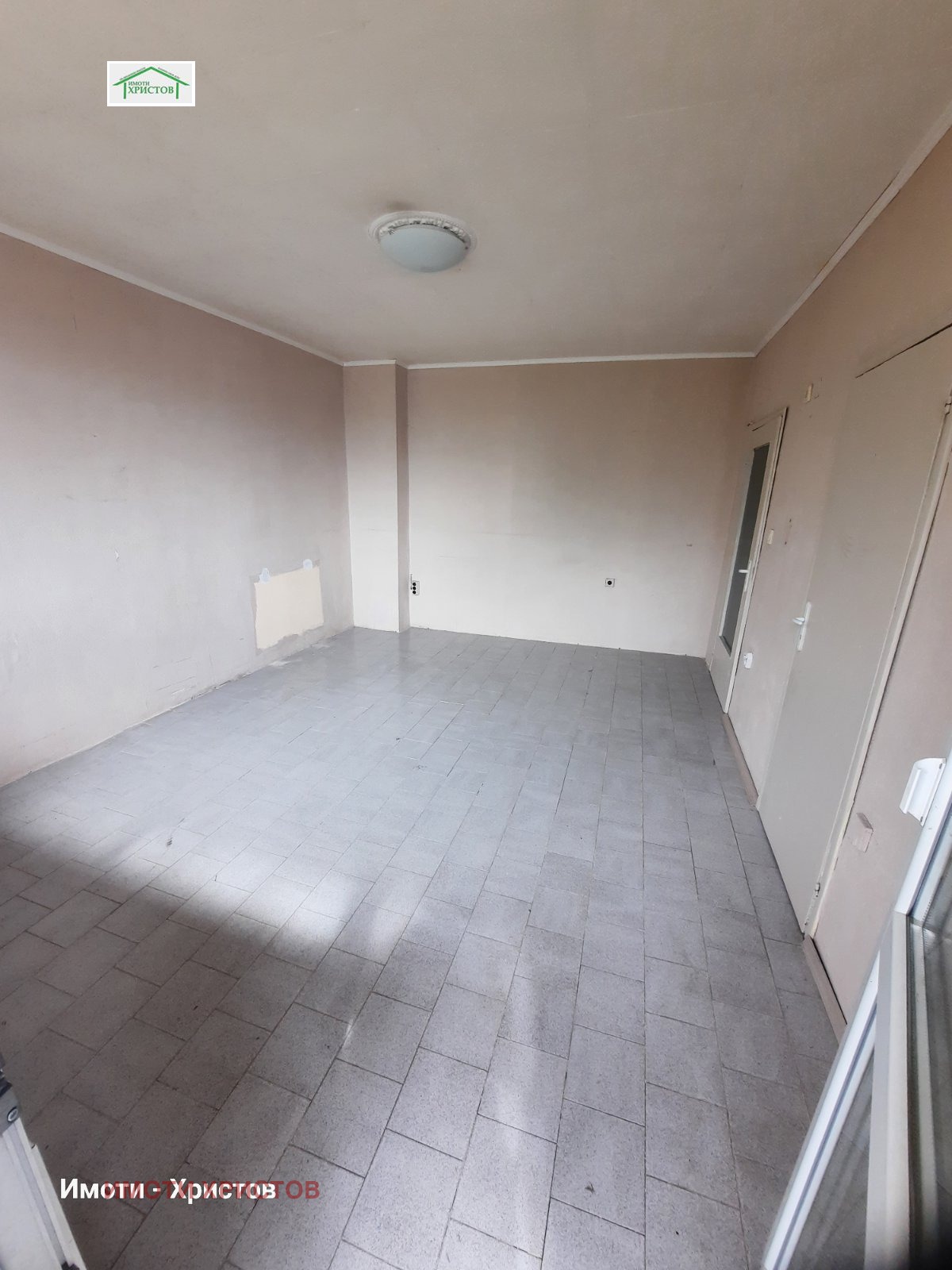 Продава 2-СТАЕН, гр. Шумен, 5-ти полк, снимка 3 - Апартаменти - 54492201