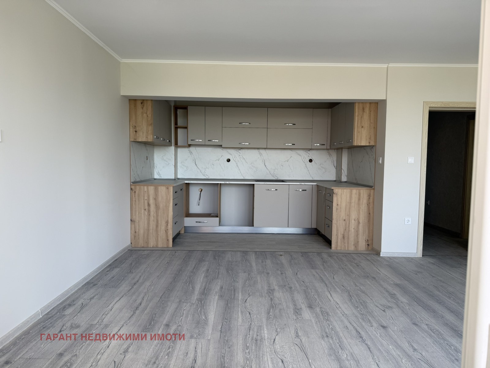 Продава 3-СТАЕН, гр. Габрово, Младост, снимка 2 - Апартаменти - 53717774