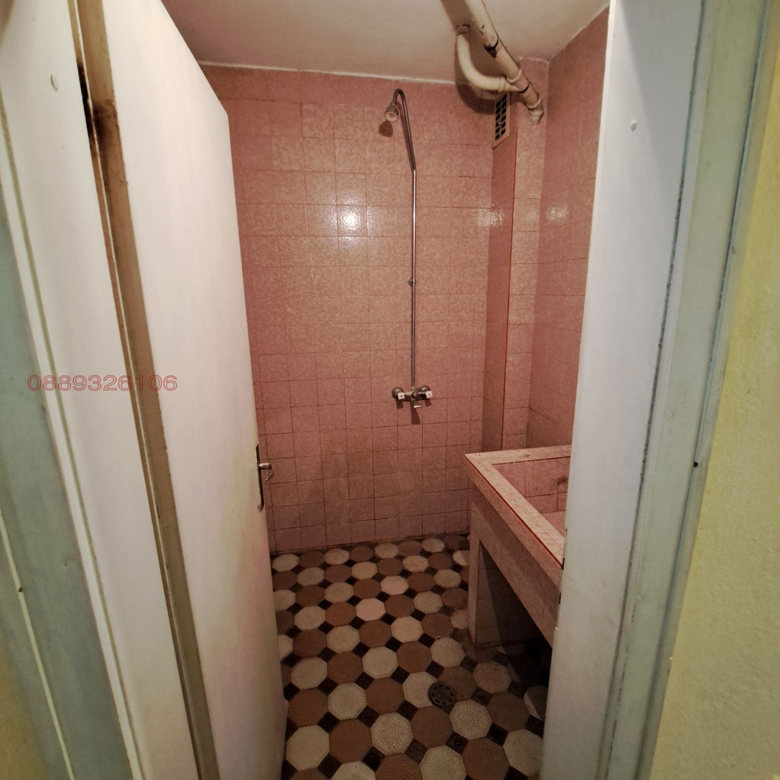 Продава МНОГОСТАЕН, гр. Търговище, Център, снимка 15 - Апартаменти - 54456356