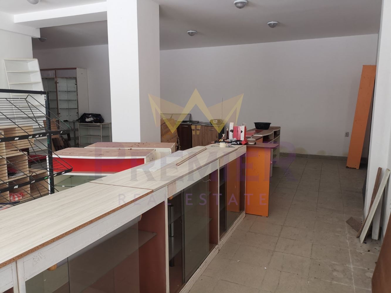 Продава МАГАЗИН, гр. Балчик, област Добрич, снимка 2 - Магазини - 53094646