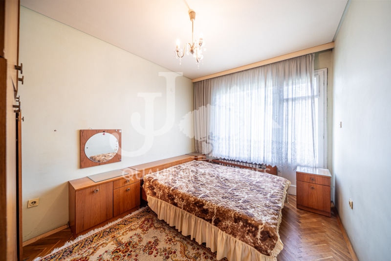 In vendita  2 camere da letto Sofia , Izgrev , 120 mq | 77974591 - Immagine [9]