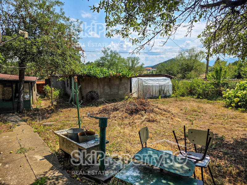 Till salu  Hus region Sofia , Raiovo , 213 kvm | 33565154 - bild [11]