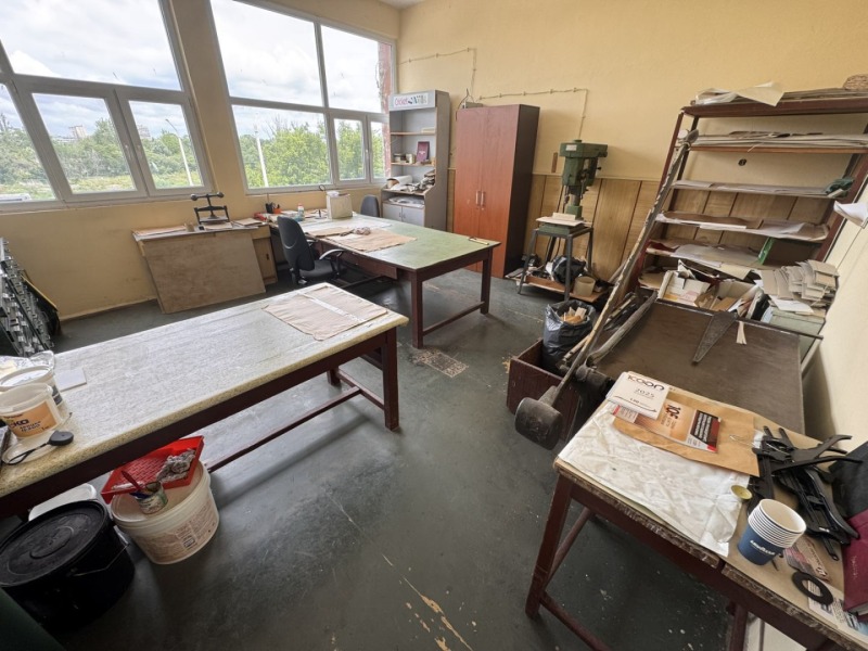 Te koop  Industrie gebouw Ruse , Rodina 1 , 70 m² | 93997441 - afbeelding [3]