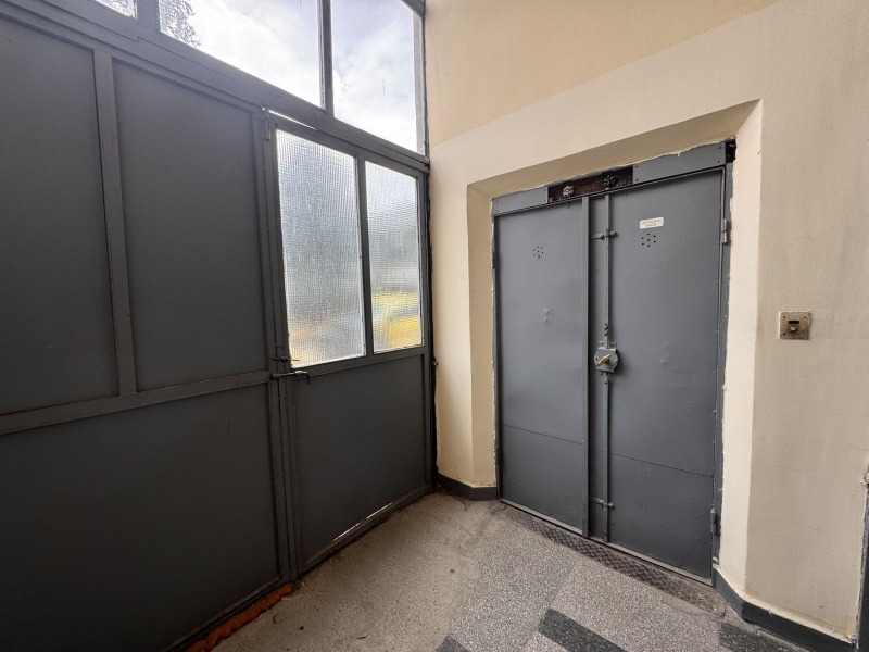 Te koop  Industrie gebouw Ruse , Rodina 1 , 70 m² | 93997441 - afbeelding [4]