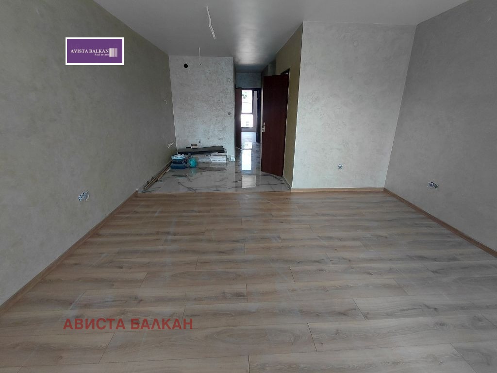 Продава 2-СТАЕН, гр. София, Център