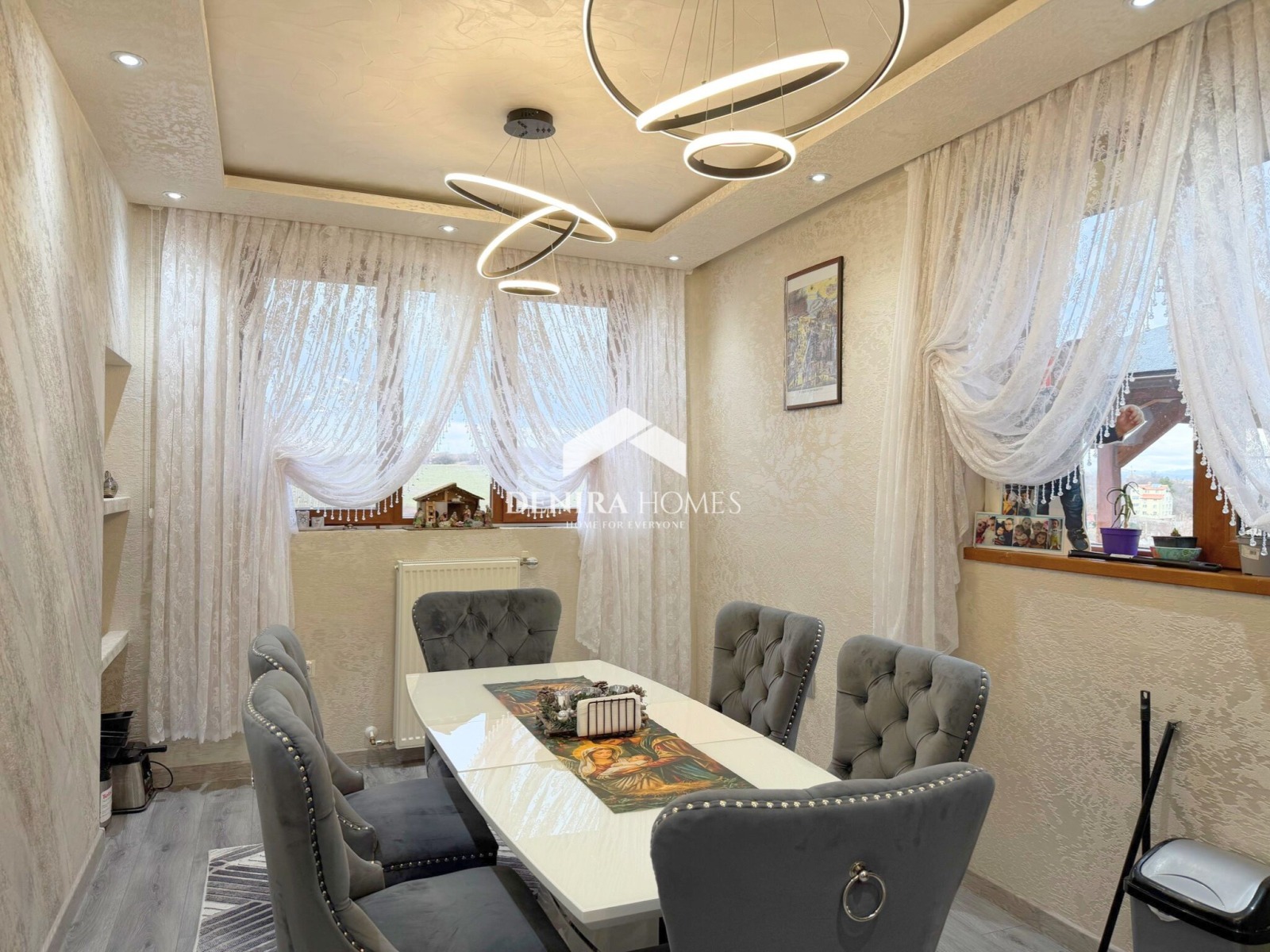 Продава КЪЩА, гр. София, Факултета, снимка 2 - Къщи - 55788014