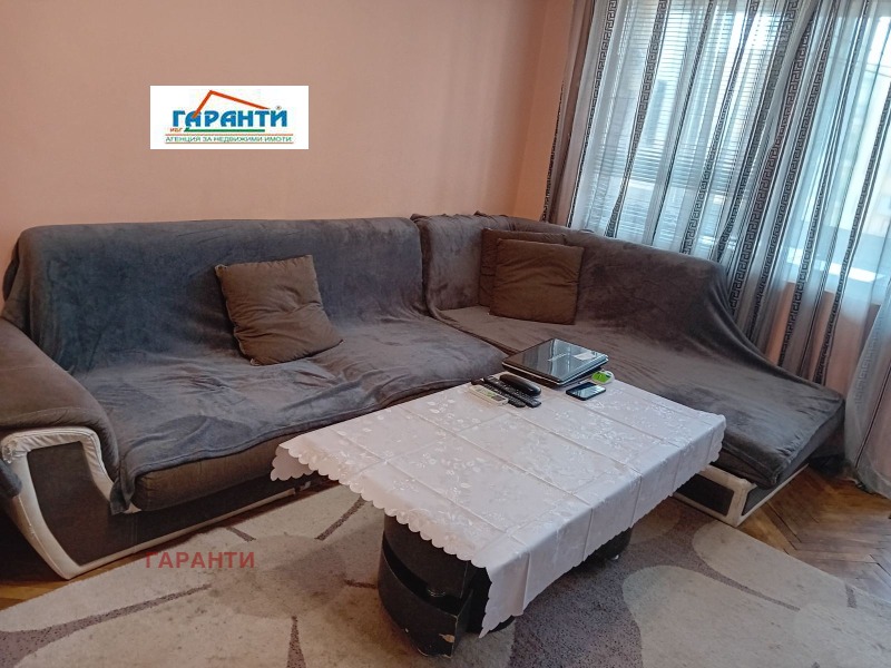 Продава МНОГОСТАЕН в град Пловдив, Кючук Париж - 120 кв.м / 245 000 € » 479 178.35 лв., ГАРАНТИ