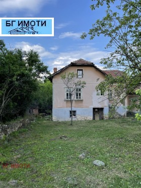 Продажба на имоти в с. Фурен, област Враца - изображение 1 