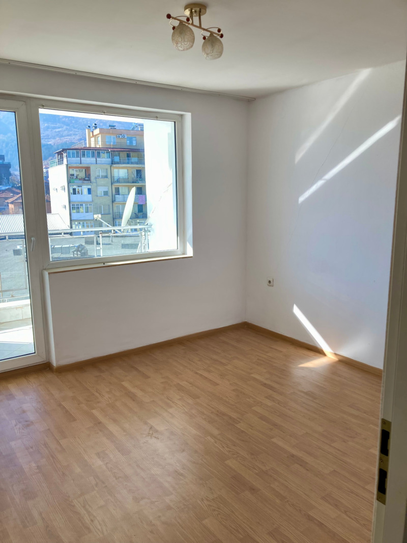 Na prodej  2 ložnice oblast Blagoevgrad , Goce Delčev , 88 m2 | 98399473 - obraz [5]