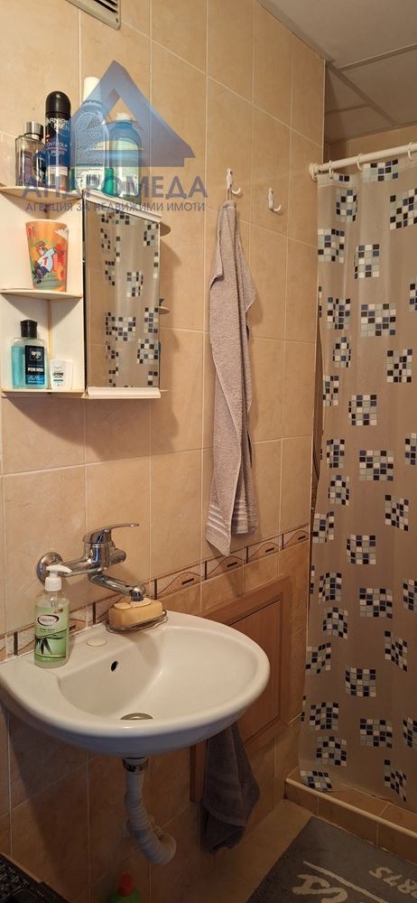 Продава  3-стаен град Плевен , Дружба 1 , 76 кв.м | 36357522 - изображение [16]
