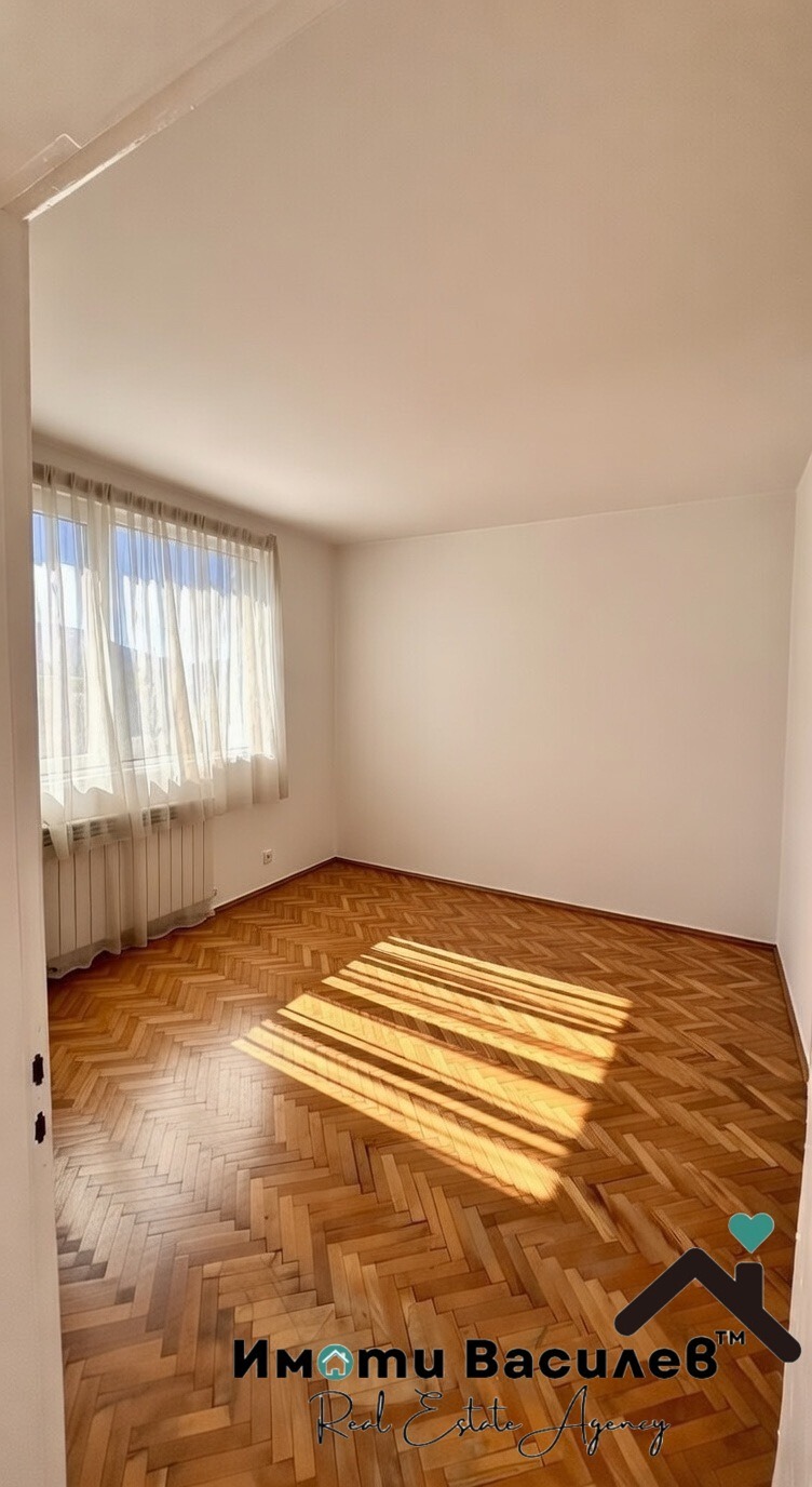 Продава 3-СТАЕН, гр. София, Гео Милев, снимка 3 - Апартаменти - 53532824