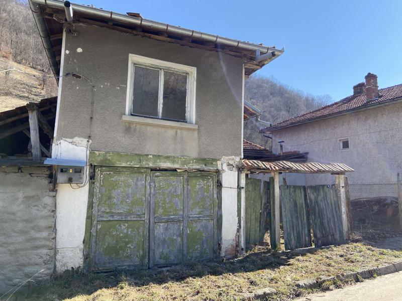 Продава  Къща област Ловеч , с. Балканец , 60 кв.м | 10272288 - изображение [2]