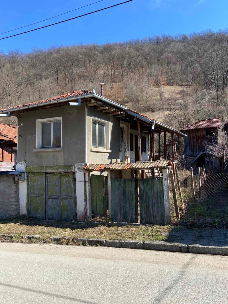 Продава  Къща област Ловеч , с. Балканец , 60 кв.м | 10272288 - изображение [3]