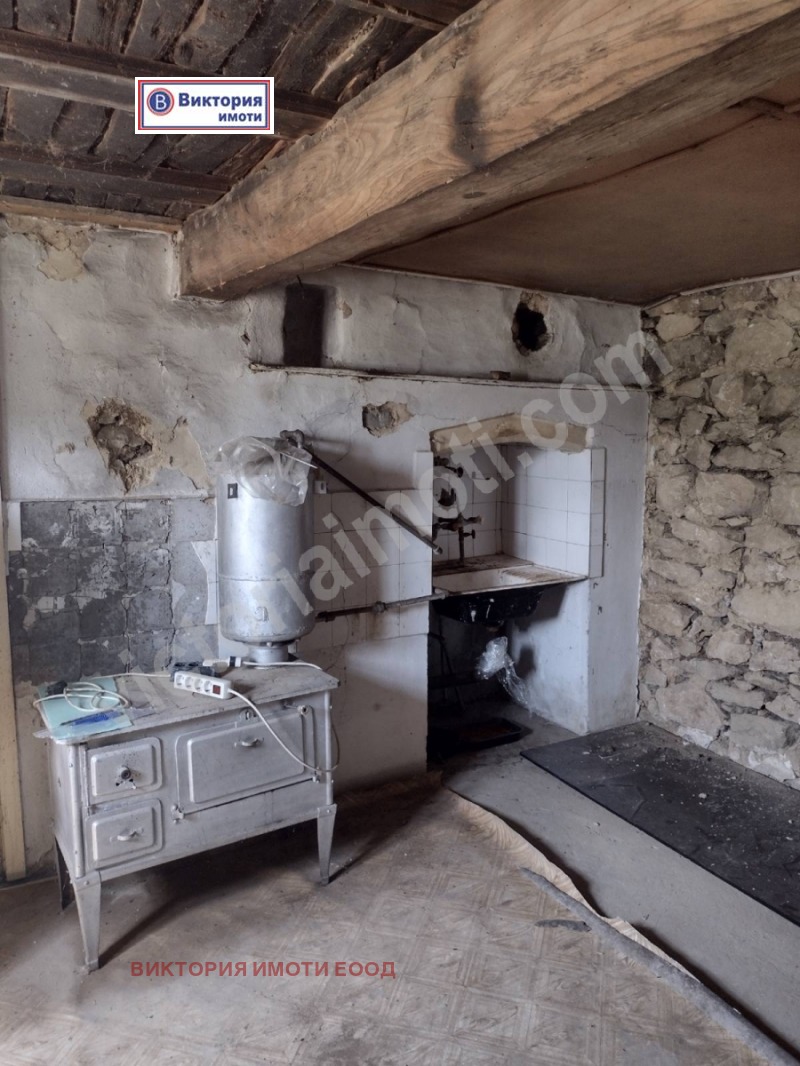 Продава КЪЩА, с. Мусина, област Велико Търново, снимка 6 - Къщи - 52731256