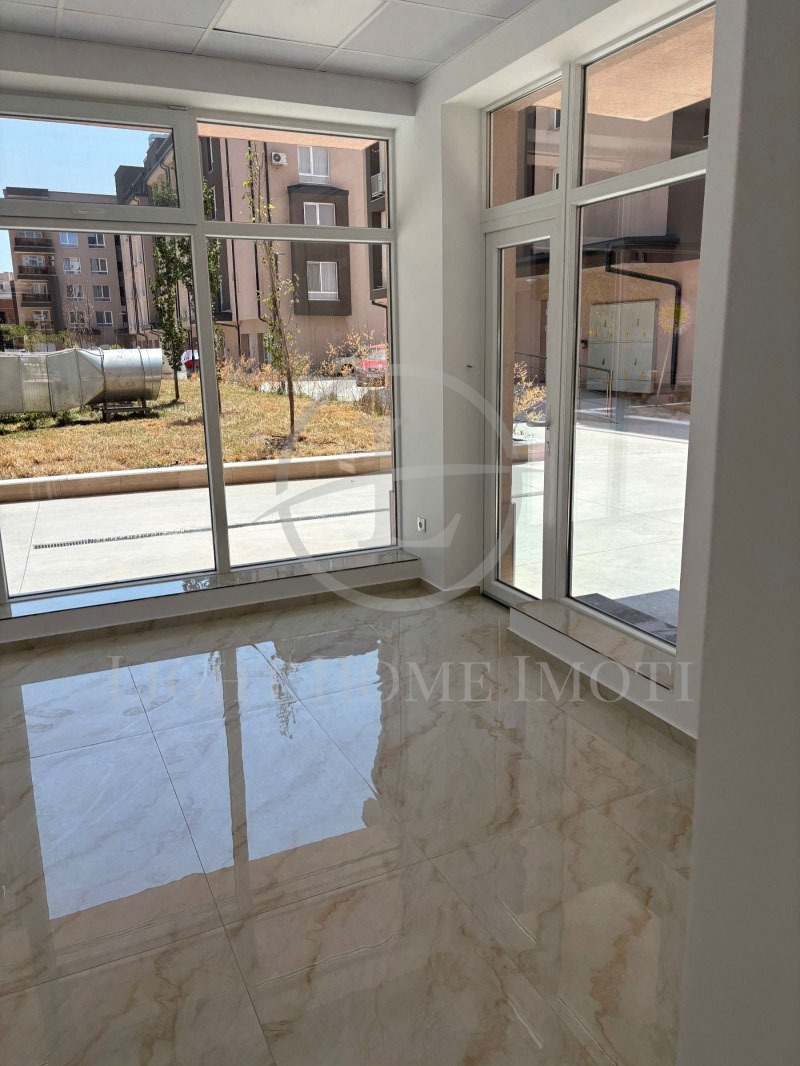 Продава МАГАЗИН, гр. Пловдив, Христо Смирненски, снимка 2 - Магазини - 53084204